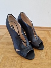 Zara Woman Collection Pumps Gr 38 Schwarz