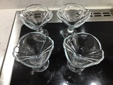 4 Mid Century Rastal Eis-/Eisbecherschalen. Klarglas Logo auf Fuß gestempelt