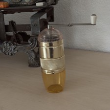 Kaffeemühle DDR SWM exakt Plaste Metall Vintage Deko Reise Mühle Orange  Gold  