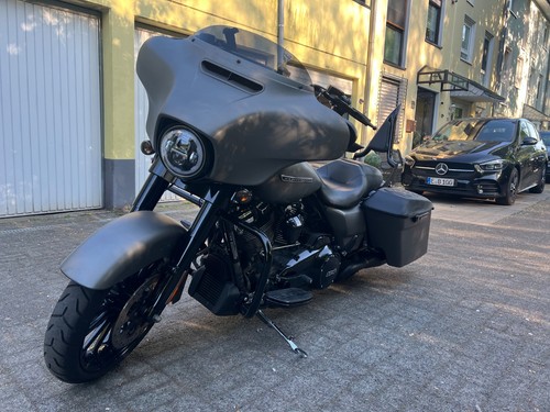 Harley davidson street glide - harley,