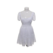 Hollister California, Kleid