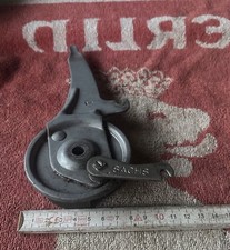 Sachs T - abgebildeter