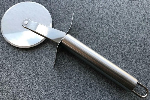 Pizzaschneider edelstahl - pizzaschneider,