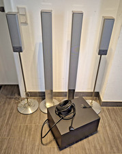 LOEWE INDIVIDUAL SOUND L1 Set aus 4 Lautsprecher & Subwoofer Aluminium Silber