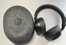 Beats Solo Pro Kopfhörer