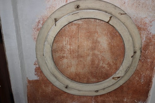 Altes rundes fenster eiche - rundes,