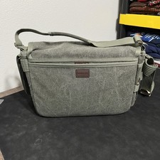 Think Tank Camera Messenger