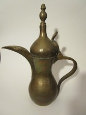 Naher Osten Dallah, traditionelle arabische Kaffeekanne 19. Jh. Kupfer/Messing+