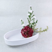 Ikebanaschale mit Fuß, weiß, Basisschale auch für Ikebana-Einsteiger