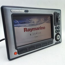 Raymarine E90W Kartenplotter