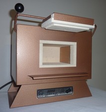 Uhlig U17 Brennofen, Labor