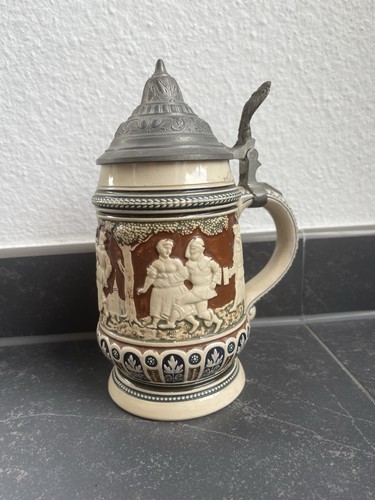Antiker steinkrug mit - antiker,