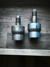 2 obere Lenkzapfen für den IFA W 50 Allrad