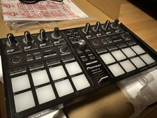 Pioneer Digital DJ-SP1 + Ständer von Reloop kaum Benutzt!!!