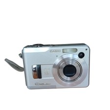 Casio Exilim EX-Z110 Digitalkamera 6 MP Point and Shoot Kamera 3x Zoom silber