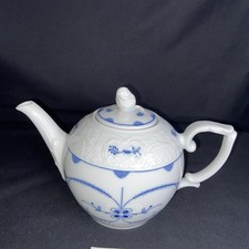 Teekanne 1 L. von Schumann