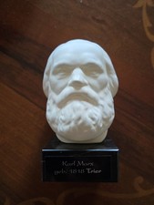  Büste von Karl Marx