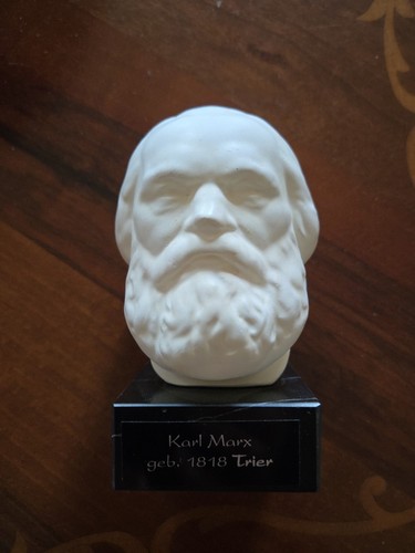 Büste von karl marx - ,