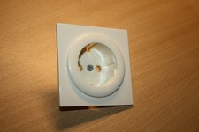 Gira S-Color Steckdose Blende Abdeckung in weiß / cremeweiß