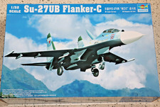 TRUMPETER 02270 SUKHOI SU-27UB FLANKER C  1:32