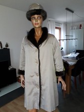 Seidenmantel mit Pelzfutter