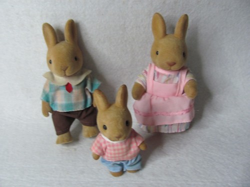 Sylvanian families 3 - sylvanian,