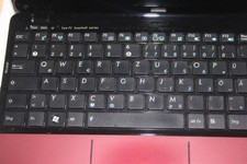 ASUS Eee PC  Intel Atom® N570 Netbook 30.7 cm (12.1") 2 GB RAM 320 GB  WIN 10