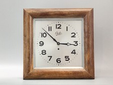 Große wanduhr von - wanduhr, art