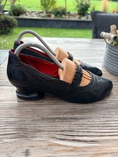 Tiggers echt Leder Pumps Spangenschuh Gr.38 schwarz rot