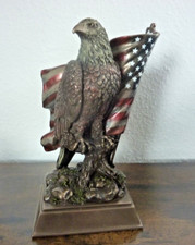VERONESE Studio Collection Weißkopfseeadler vor US Flagge ca. 26cm ca. 2KG OVP