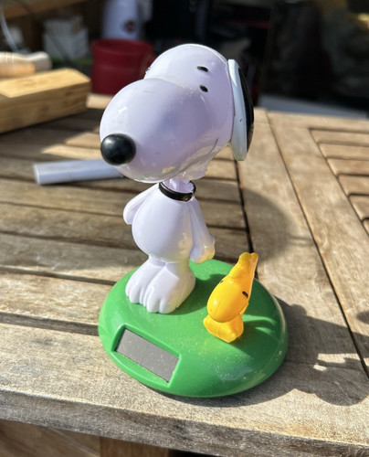 Peanuts snoopy woodstock - peanuts,