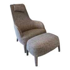 Maxalto Sessel Febo Bergere Stoff Solaris Braun mit Hocker