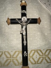 Kreuzanhänger mit Jesus