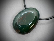 HELIOTROP BLUTSTEIN EDELSTEIN-ANHÄNGER mit BAND ✦Originalfoto✦ TROMMELSTEIN ☯︎A1