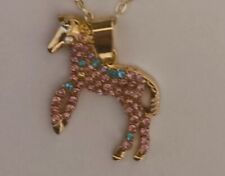 Pferdeanhänger mit Kette, aus