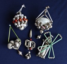 Alter Christbaumschmuck * 5 schöne Gablonzer Ornamente * Hohlglasperlen *
