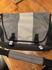 BGA2 Timbuk2 Messenger Bag