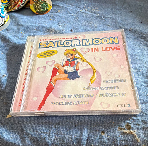 Edel sailor moon in love - edel,