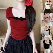 Sommerfertiges T-Shirt mit