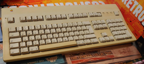 Apple extended keyboard - keyboard, ii