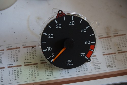 Drehzahlmesser 200 mercedes - 6.200,
