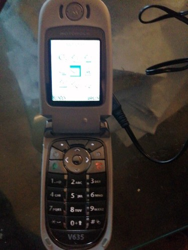 Motorola klapphandy v635 inkl - motorola,