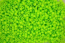 7,2 g Miyuki 11/0 Delica Japanische Rocailles 88 Farben Schmuckherstellung