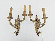 Dekoratives Paar antike Bronze Wandleuchter Wandlampen, 2 flammig aus Frankreich