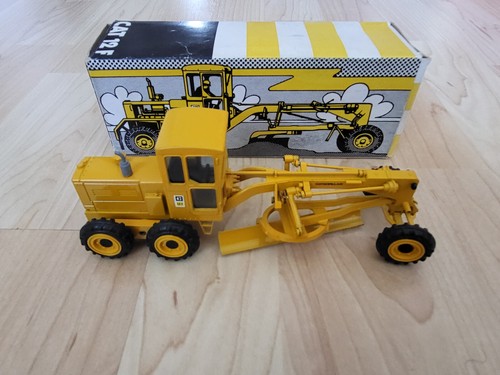 Caterpillar grader pacman - 12,