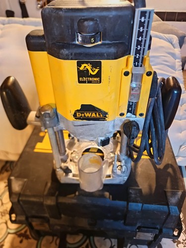 Dewalt dw625e elektronik - dewalt,
