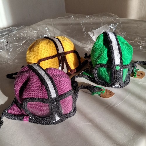 Handmade helm mütze - handmade,