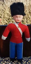 Trachten Puppe Soldat mit Fellmütze - alt - ca. 21 cm - Souvenir Sammler