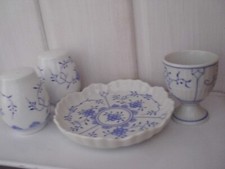 August Warnecke AW  friesisch blau: Eierbecher Salzstreuer Pfefferstreuer Ablage