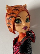 Monster High, Toralei Stripe, 1st WAVE RELEASE 2011, ,Vitrinenpuppe, Wie neu